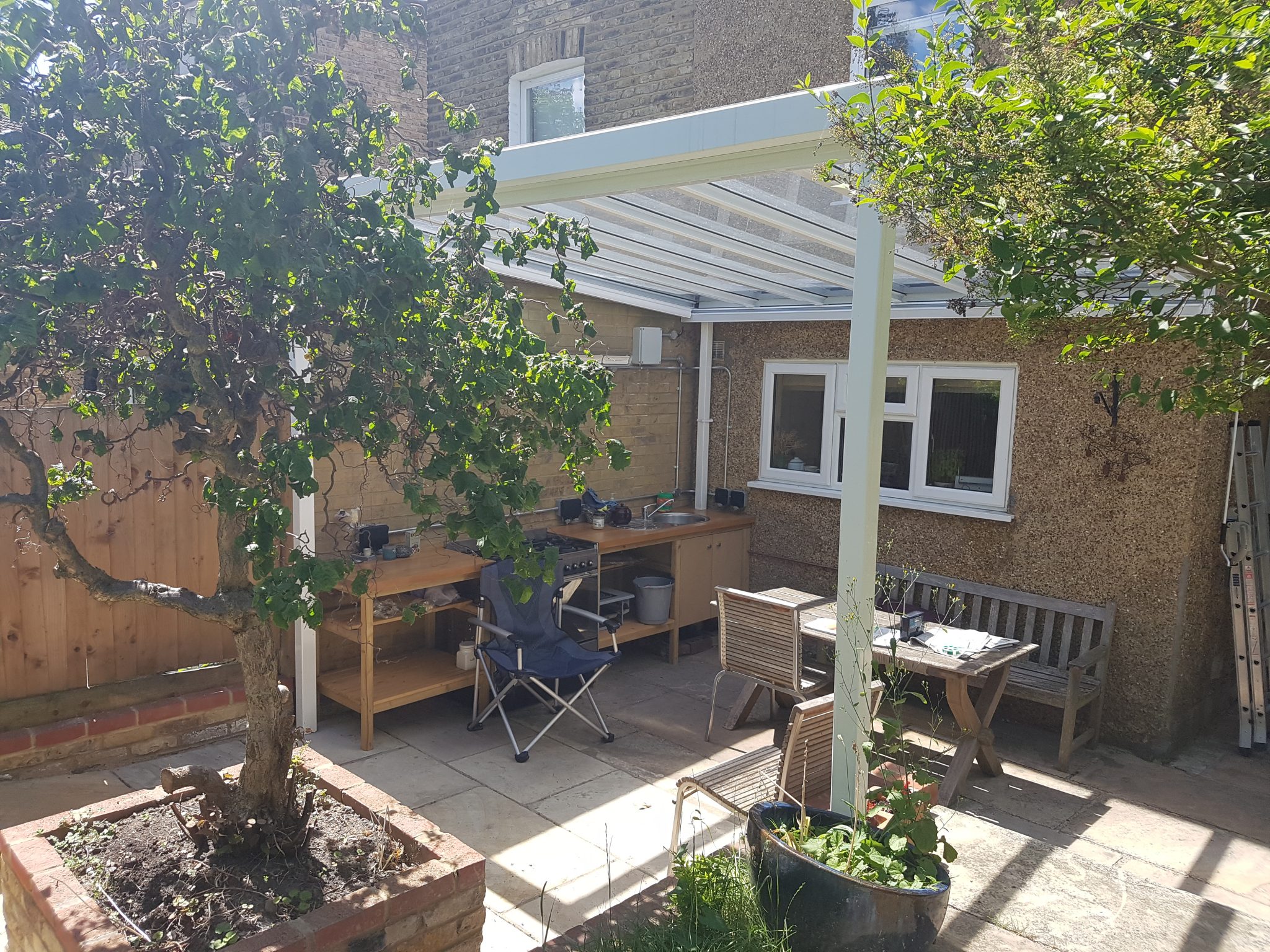 Outside Dining - Verandas by Osborn Glass