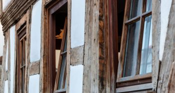 Timber tilt & turn Timber tilt & turn window supplier